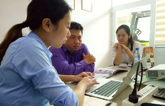 This is a picture of EMAC talking to clients in the past.